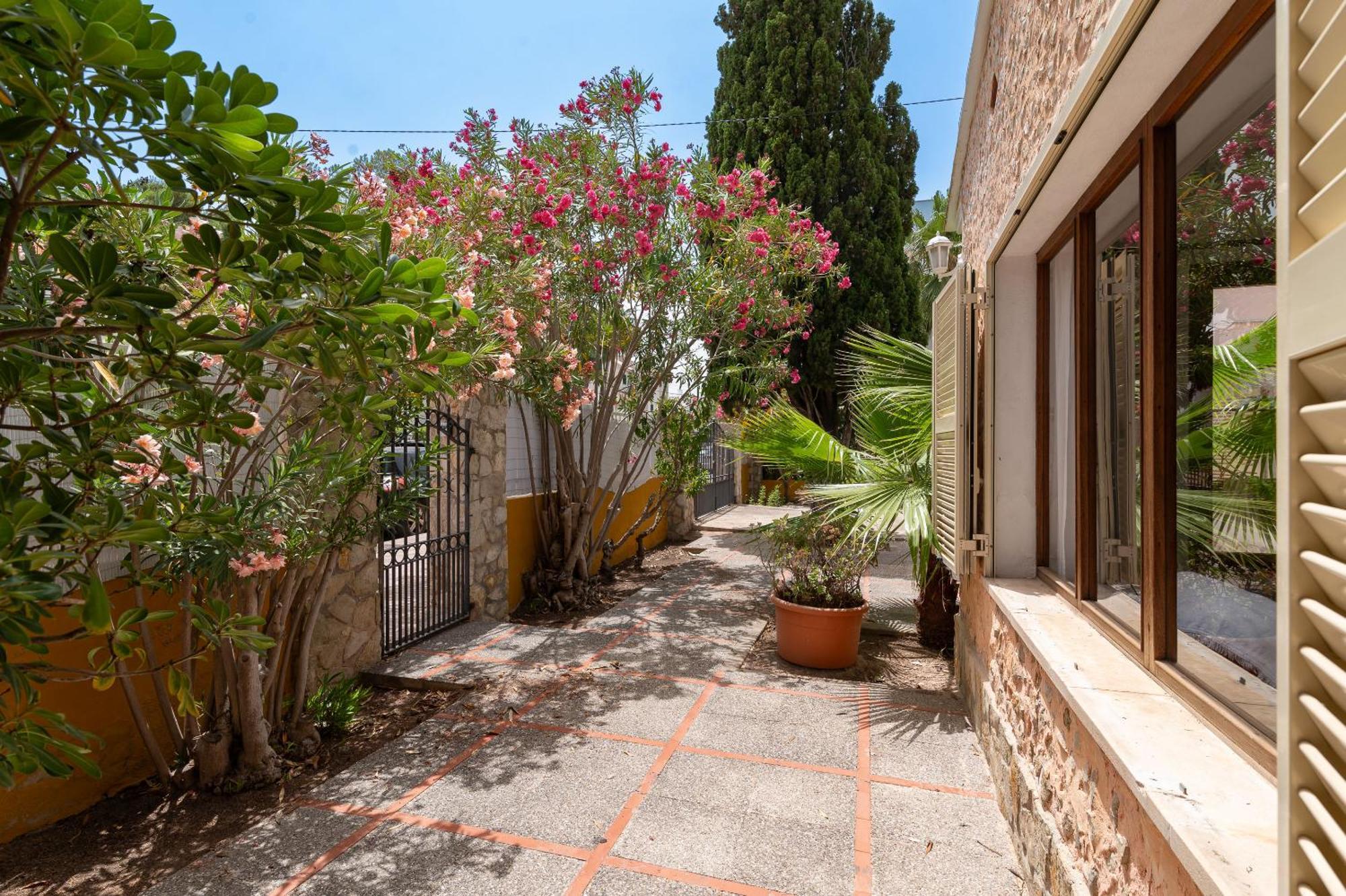 Villa Minerva By Sealand Villas Alcudia  Exterior photo